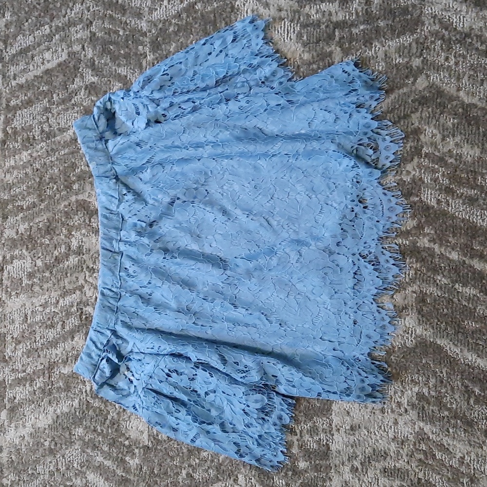 Jessica Simpson off shoulder top.